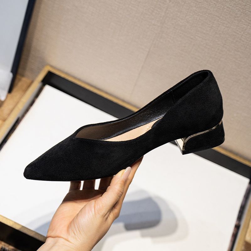 Zapatos de tacón bajo de gamuz - Leather Work reseña y precio